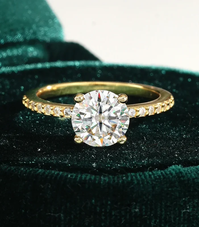 Luxury 100% Real 18k Gold Ring Four Claw Ring Round Moissanite Women's Diamond Ring
