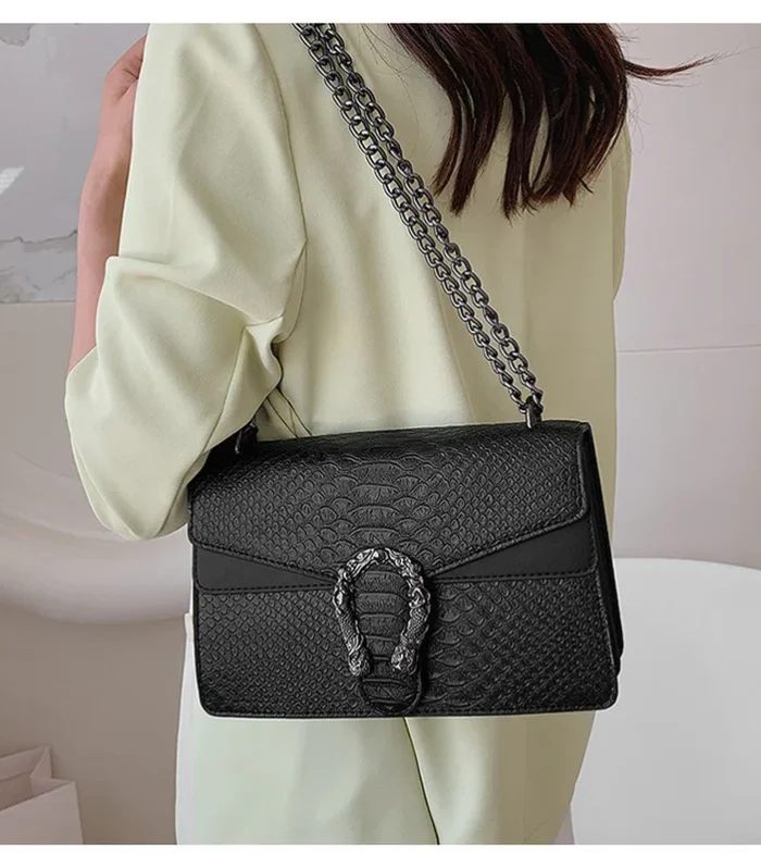 Retro Style Fashion Chain Shoulder Bag for Women Snake Pattern Crossbody Small Square Bag Trendy Accessory