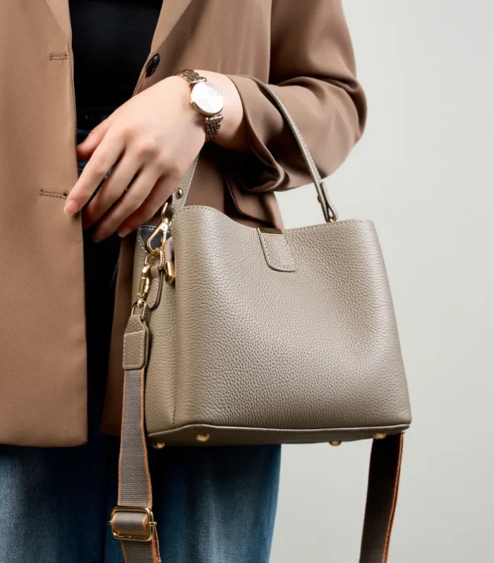 Genuine Leather Women's Bag Luxury Designer Shoulder Bag Large Capacity Cowhide Handbags High Quality Women Crossbody Bags