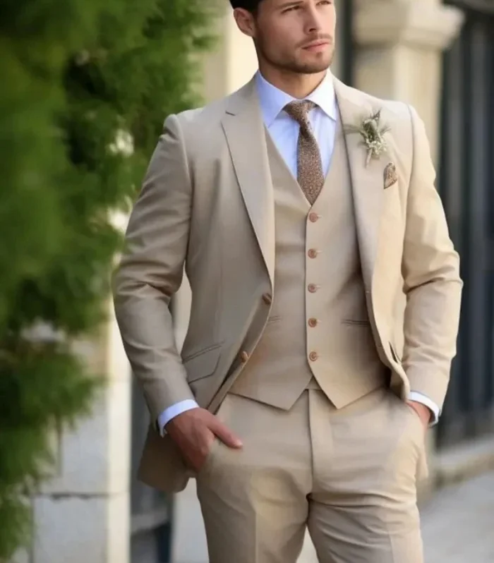 Champagne mens Tuxedo Wedding Suits For Men Bespoke Groom Wear Formal Fashion Men Suit Prom Party Blazer+Pants+Vest